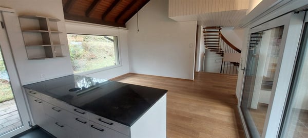 Charmantes 1.5-Zimmer-Einfamilienhaus mit grossem Garten in Oberwil-Lieli 6