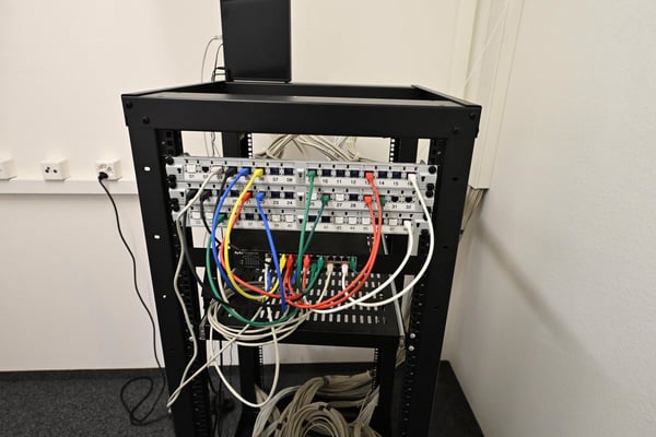 Moderne , sehr hohe und helle 1-Zimmer-Büroräume in Schlieren - zentral und gut erreichbar 20
