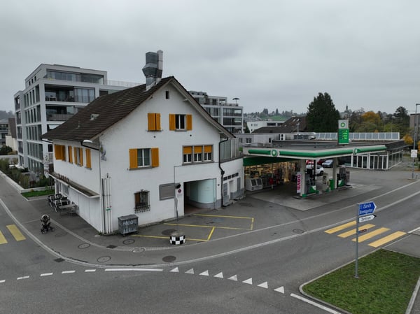 Zentral mit Potenzial und Tankstelle 4