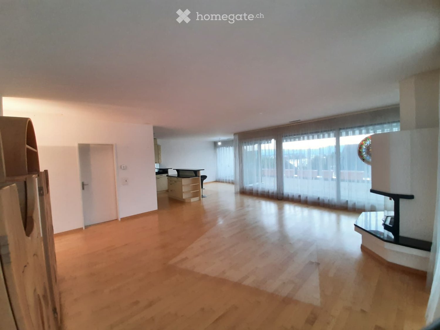 Bild Moderne 4.5-Zimmer-Attikawohnung in Brüttisellen mit vielen Extras