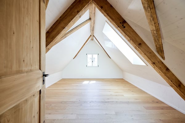 Historische 1.5-Zimmer-Maisonette-Wohnung mit Charme in Seewen SZ 2