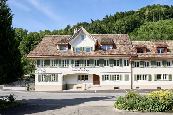 Historische 1.5-Zimmer-Maisonette-Wohnung mit Charme in Seewen SZ 11