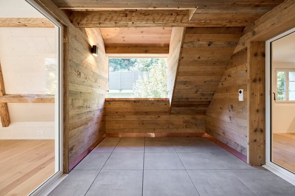 Historische 1.5-Zimmer-Maisonette-Wohnung mit Charme in Seewen SZ 6