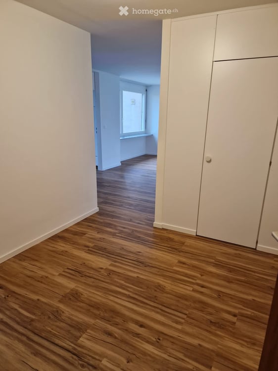 Moderne 3.5-Zimmer-Wohnung in der Nähe Rothenburg mit Balkon und Garage 6