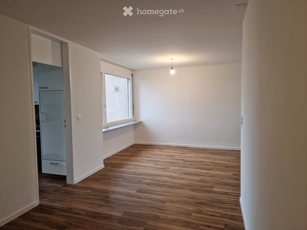 Moderne 3.5-Zimmer-Wohnung in der Nähe Rothenburg mit Balkon und Garage 10