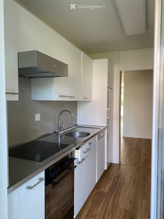 Moderne 3.5-Zimmer-Wohnung in der Nähe Rothenburg mit Balkon und Garage 13