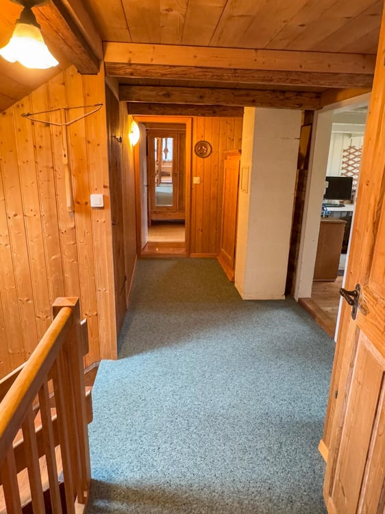 Charmantes 2.5-Zimmer-Einfamilienhaus mit Garten und Carport in Flawil 16