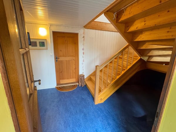 Charmantes 2.5-Zimmer-Einfamilienhaus mit Garten und Carport in Flawil 6