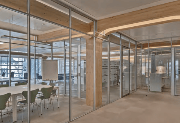 *Attraktive Büroflächen mitten in Zürich ab sofort verfügbar* 3