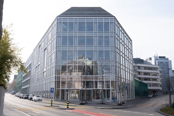 *Attraktive Büroflächen mitten in Zürich ab sofort verfügbar* 1