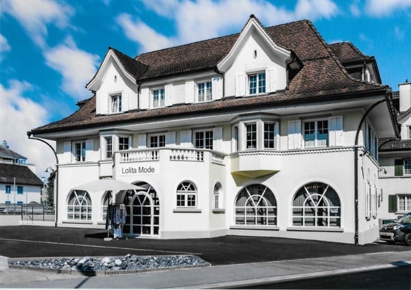 Zentrales Ladenlokal/Büro in Siebnen inkl. 5 Parkplätze