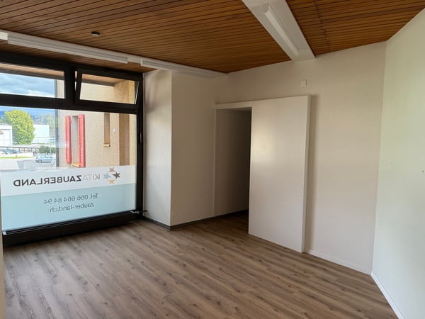 Attraktive Gewerberäumlichkeit an zentraler Lage in Merenschwand 4