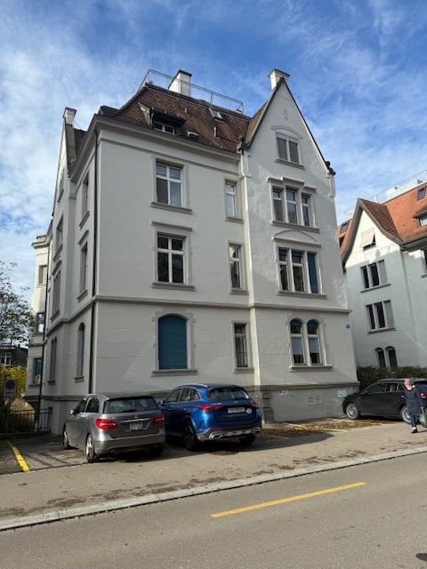 Zwei helle Büroräume zur Untermiete - Zentral gelegen, ideal für kleines Team 4