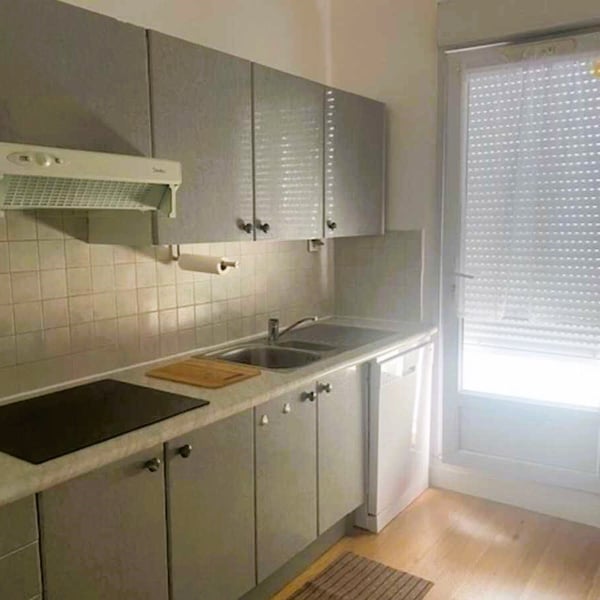 Charmant appartement 1 pièces au cœur de Sion 2