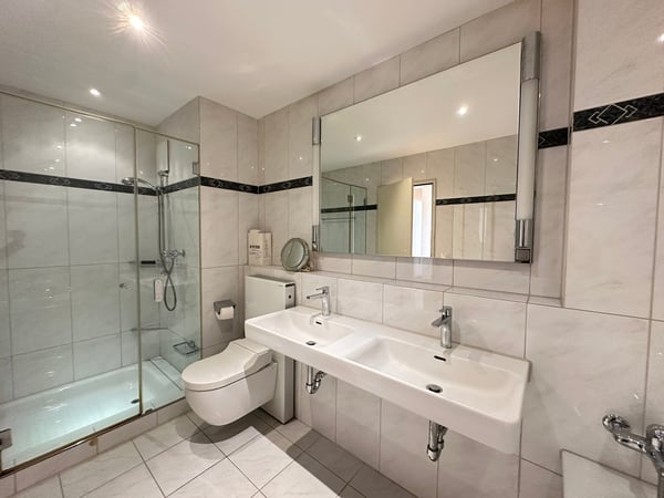 4½-Zimmer-Wohnung an ruhiger und zentraler Lage in Zürich-Oerlikon 10