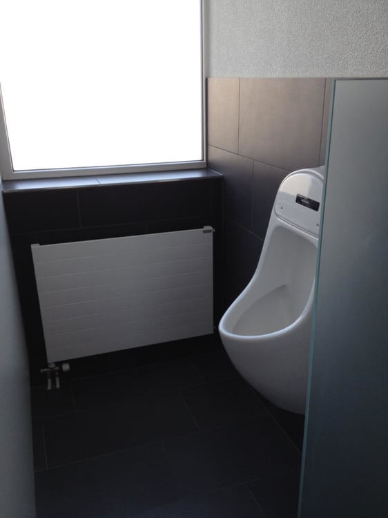 loftartiges, doppelstöckiges Gewerbelokal in separatem Gebäudeteil 7