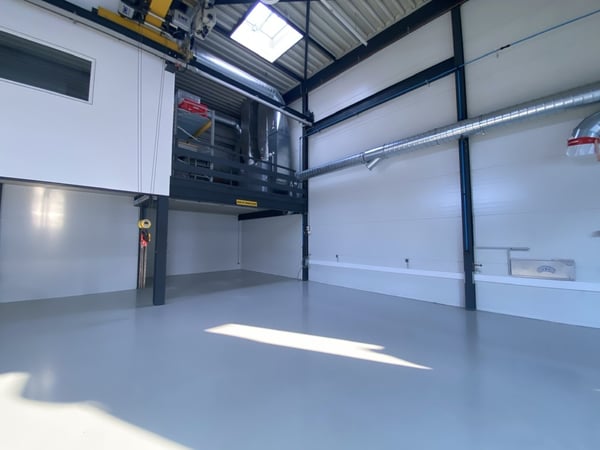 Top ausgestattete Produktions-/Lagerhalle - Grenznähe CH-Kriessern (1 min) 3