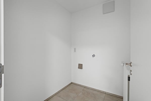 Exklusive 1- Zimmer-Wohnung im traditionsreichen Haus 7