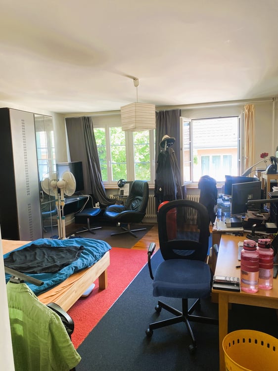 Charmante 1.5-Zimmer-Maisonette-Wohnung in historischem Gebäude 26