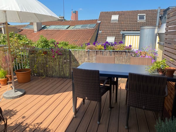 Charmante 1.5-Zimmer-Maisonette-Wohnung in historischem Gebäude 1