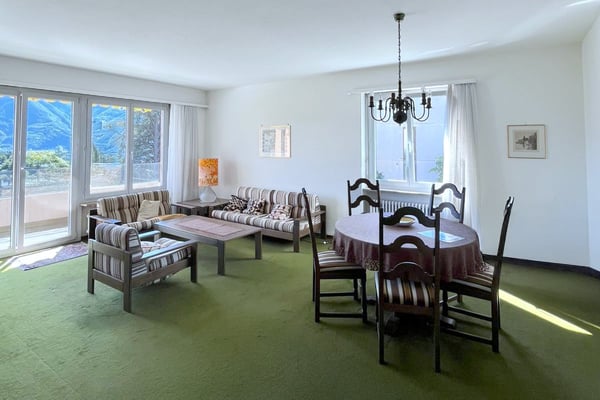 Unverbaubare Seesicht, Swimming Pool mit Liegewiese und Carport 4