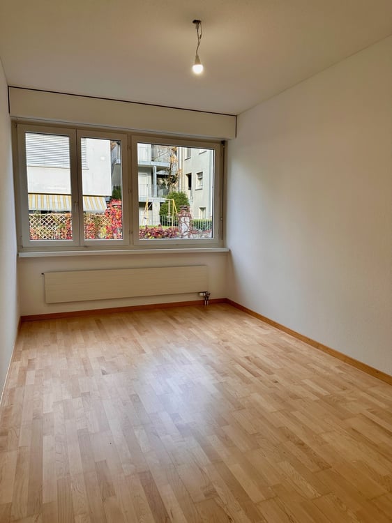 Helle 1.5-Zimmerwohnung mit schöner Aussicht im beliebtem und ruhigem Quartier 14