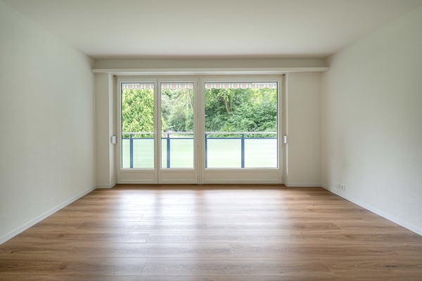 Moderne, komplett sanierte 1-Zimmer-Wohnung mit Balkon in Zollikerberg 7