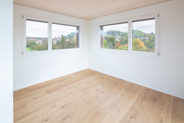 Neues Holzhaus mit Schlossblick sucht Mitbewohner 5