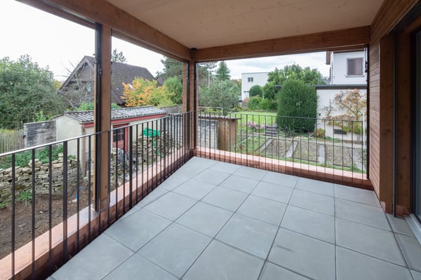 Neues Holzhaus mit Schlossblick sucht Mitbewohner 3