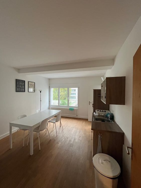 Helles und modernes Büro an Toplage - Fussnähe Barfüsserplatz! - Möbel können übernommen werden. 6