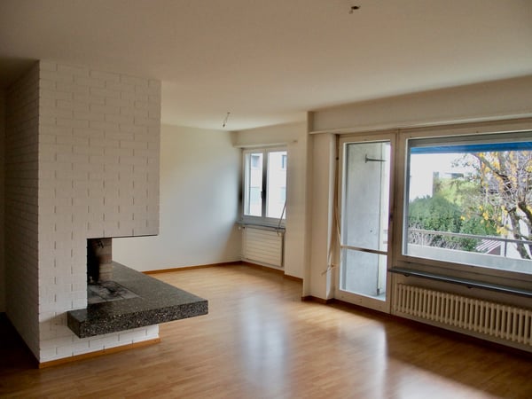 Attraktive 1.5-Zi.-Whg. im 1. OG. links, mit Blick in's Grüne, zentrumsnah, in kleinerem MFH 16