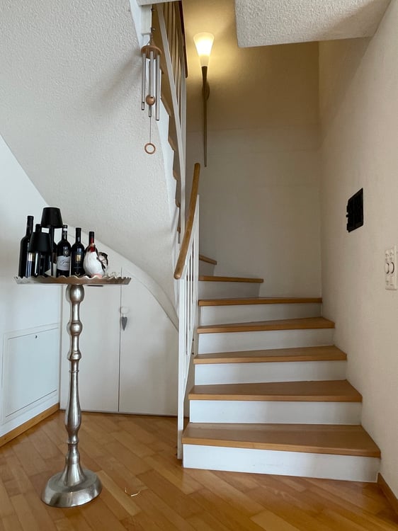 Heimeliges 1-Zimmer-Terrassen-Einfamilienhaus mit Panoramablick und rustikalem Touch 14