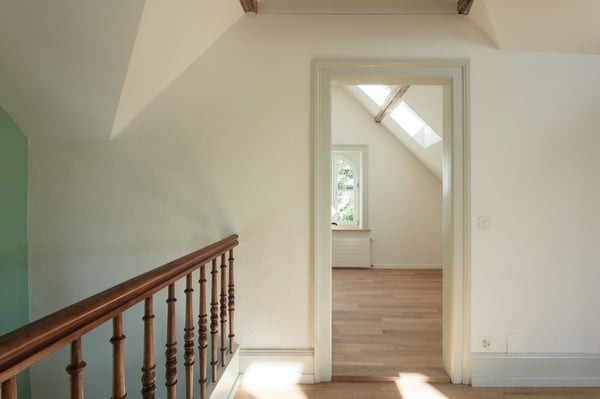 Charmante 4.5-Zimmer-Dachwohnung in historischem Gebäude in Wohlen AG