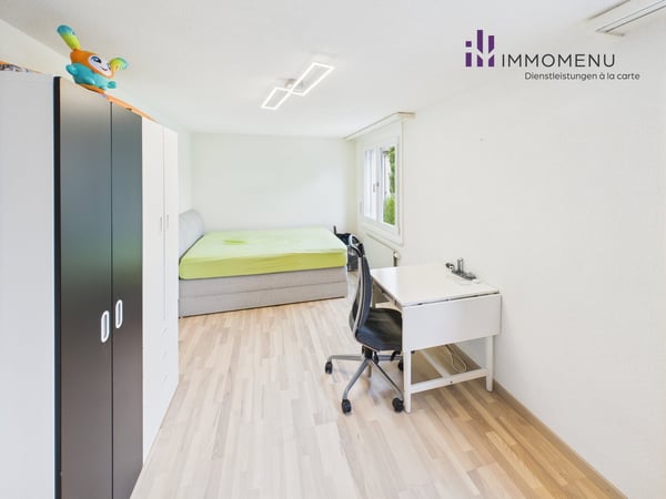 Doppeleinfamilienhaus - Solaranlage, Ladestation, digitaler Eintritt (Fingerprint / Handy) 8