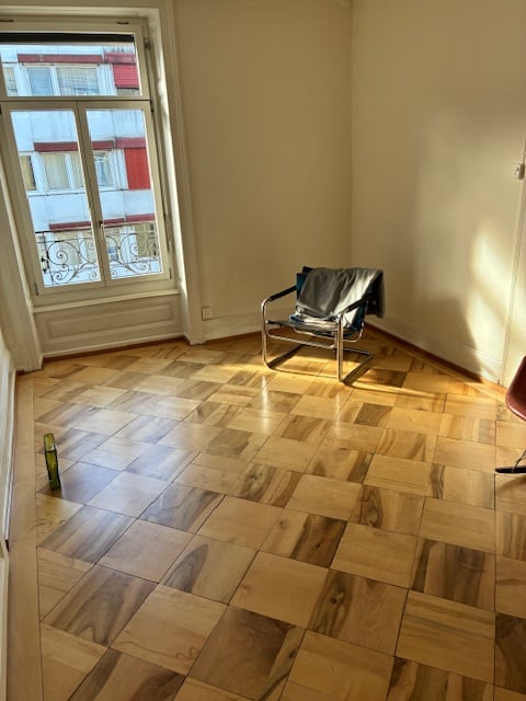 Stimmungsvoller Praxis/Büroraum in Luzern an zentraler Lage zu vermieten 2