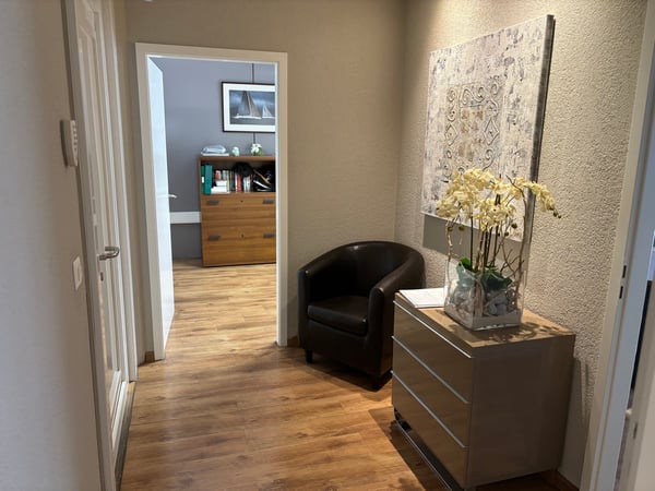 Belle surface de bureau au cœur de Nyon 2