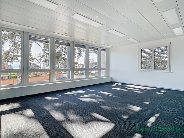 Bureaux modernes de 380 m² au cœur de Nyon 6