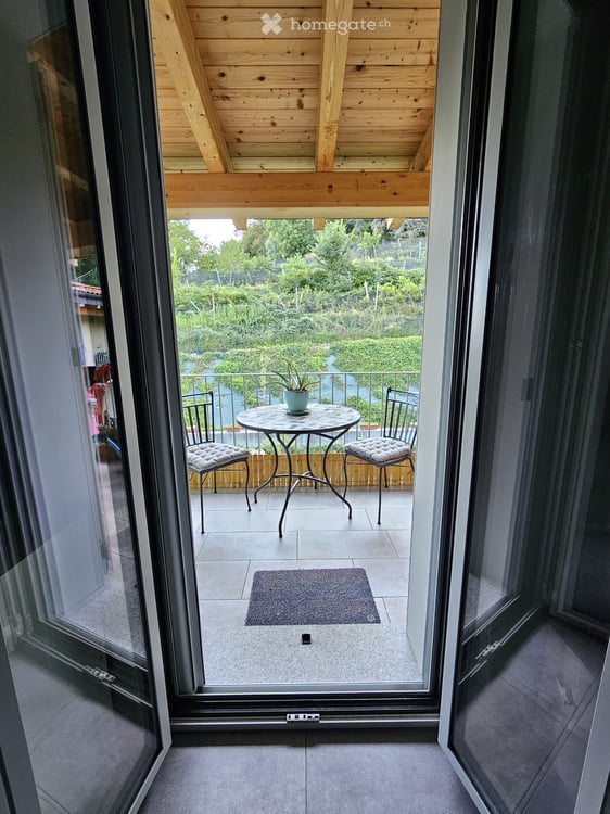 🏡 Affittasi Appartamento Luminoso ad Arzo – 4.5 locali | Posteggio interno incluso 5