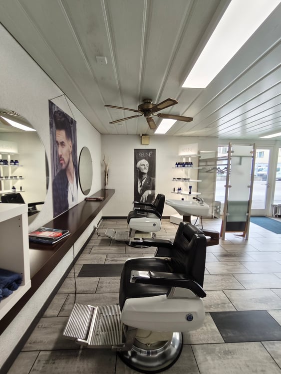 Coiffeursalon an bester Lage in Marbach SG 2