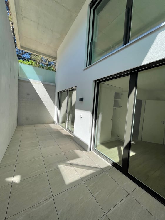 Cologny récent/moderne avec grand jardin et garage voiture 8