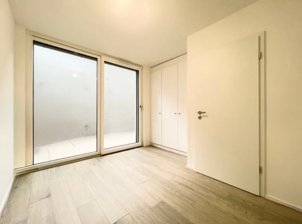 Cologny récent/moderne avec grand jardin et garage voiture 11