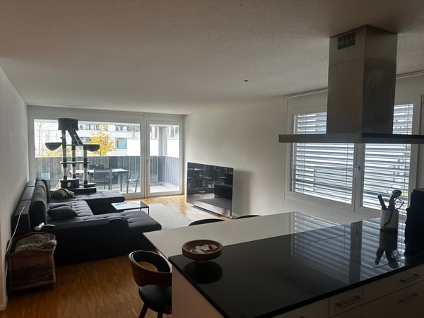 Moderne 1.5-Zimmer-Wohnung mit Balkon und in Lenzburg 1