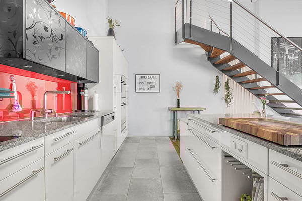 Moderne 1.5-Zimmer Maisonette-Dachwohnung mit Sicht auf den Uetliberg 5