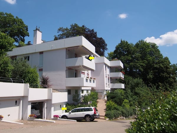 Ruhiges und sonniges Zuhause mit Aussicht über Schaffhausen, nur 5 Minuten zu Fuss vom Bahnhof 2