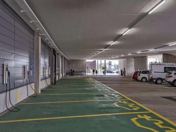 Riedmatt Center: Ihr neues Headquarter mit Shopping & Freizeit-Anbindung 8