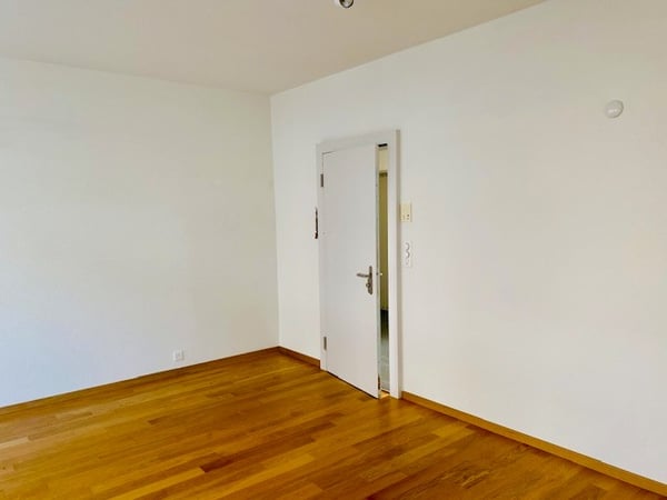 Büro am Albisriederplatz - BEFRISTET BIS 30.06.2028 3