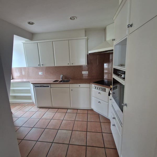 Grosszügige charmante Attikawohnung im Herzen von Olten 4