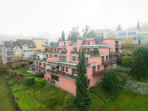 Grosszügige 4.1-Zimmer-Terrassenwohnung mit offenem Wohn-/Essbereich – viel Licht & komfortable Lage 8