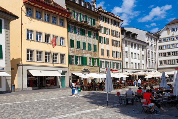 Ansprechendes Ladenlokal am Mühlenplatz in Luzern 13