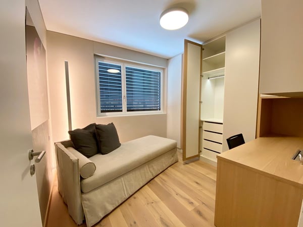 Affittasi 1.5 locali Minergie di standing superiore con grande giardino, zona barbecue + Jacuzzi 13